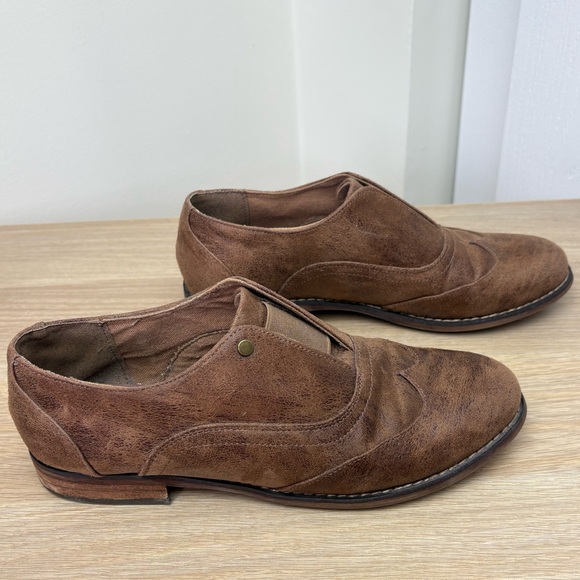 Women’s Brown Oxfords - Picture 1 of 5